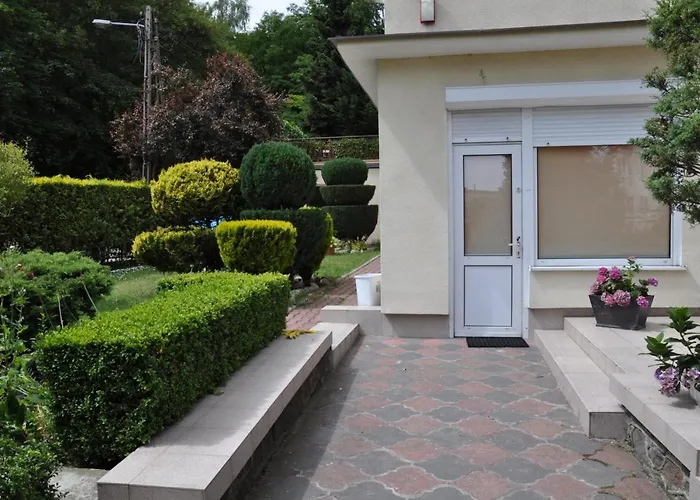 Jola בית אירוח גדינייה