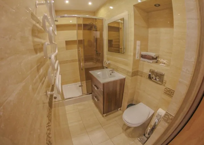 בית אירוח Jola